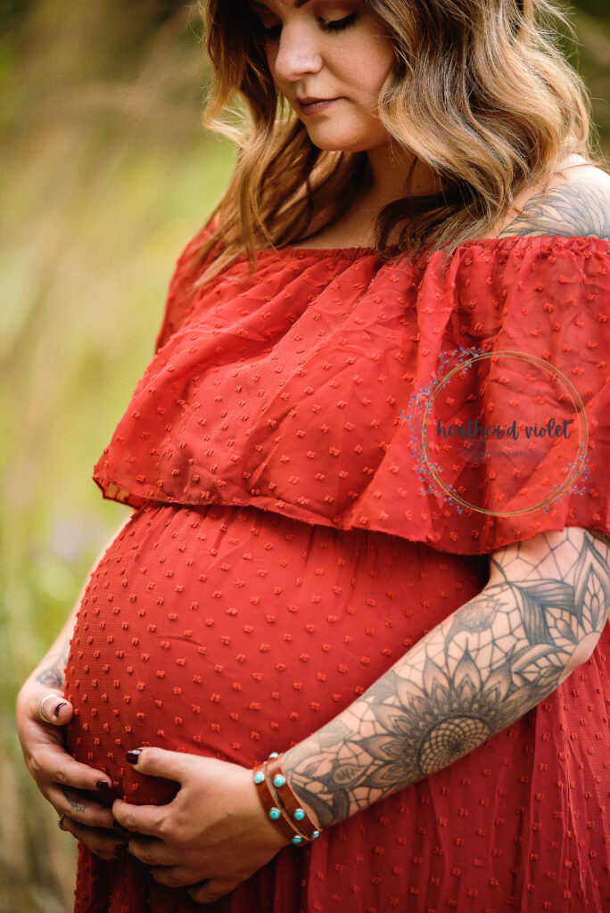 maternity photographer near me, Indianapolis pregnancy photoshoot, baby bump photography Lafayette IN